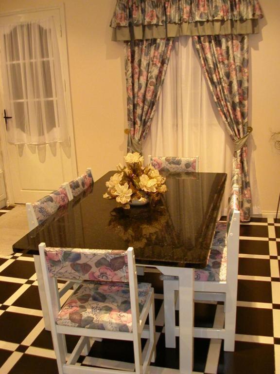 Moradia Familiar Novavista - T3 Hostel Мадалена Екстериор снимка